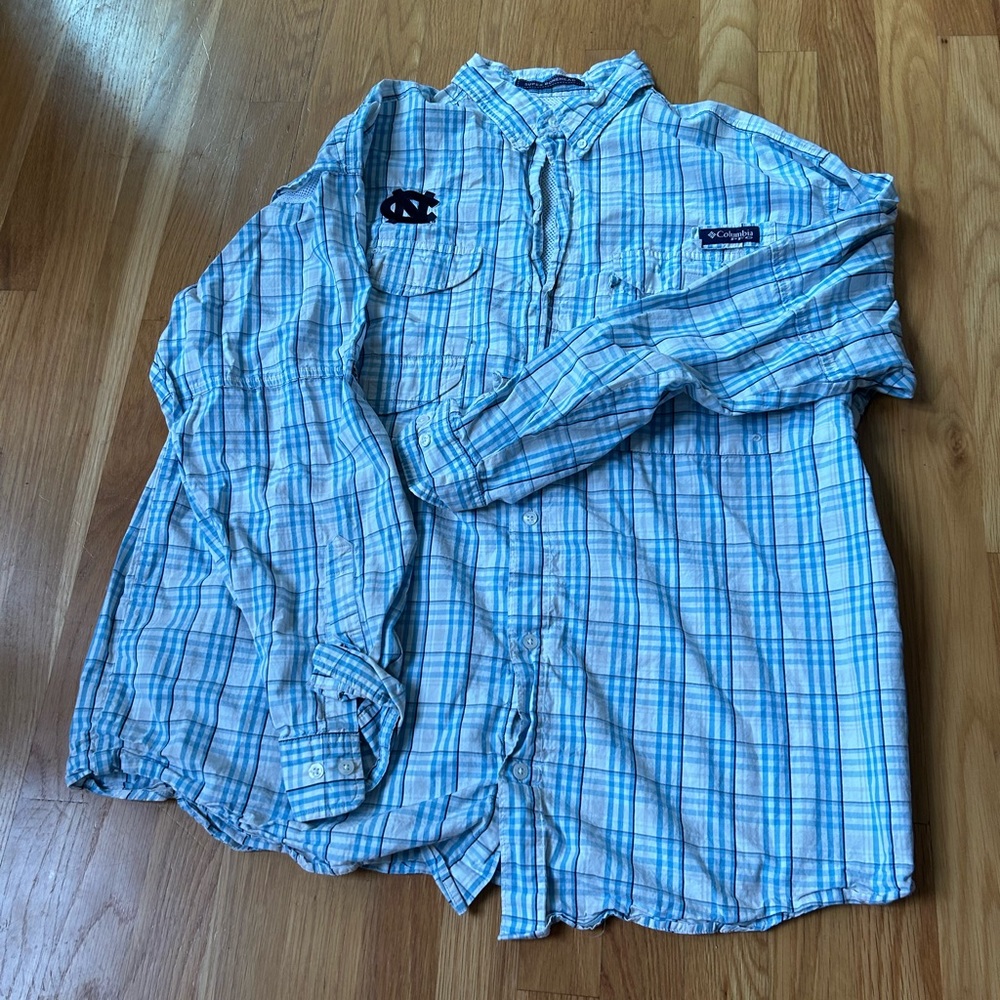 Columbia PFG LG long sleeve UNC chapel hill Tar Heel